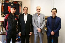 عجیب اما واقعی؛ عضو هیئت مدیره استقلال پول رضایت‌نامه سرمربی پرسپولیس را داد