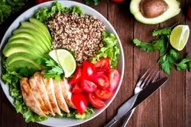 رژیم غذایی چگونه می‌تواند عامل افسردگی شود یا درمانش کند؟