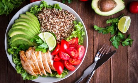 رژیم غذایی چگونه می‌تواند عامل افسردگی شود یا درمانش کند؟