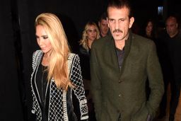 دروازه‌بان سابق بارسا را همسرش کرونایی کرد؟