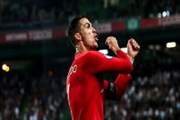 کرونا مانع کم شدن رکورد رونالدو و دایی!