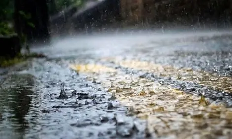 وضعیت آب و هوا در ۲۱ فروردین / بارندگی تا شنبه ادامه دارد