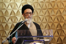 احتمال برگزاری نماز جمعه‌ از این هفته / آیت‌الله یزدی: باید برای ماه رمضان برنامه‌ریزی کنیم