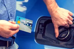 میزان ذخیره سازی بنزین در کارت سوخت تغییر خواهد کرد