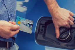 میزان ذخیره سازی بنزین در کارت سوخت تغییر خواهد کرد