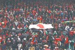 پرچم ژاپن در دستان هواداران سپاهان!