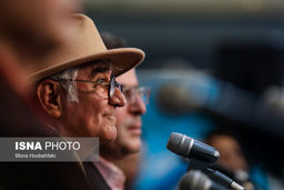 ادامه درمان کامبوزیا پرتوی در خانه