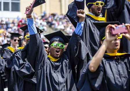 برگزاری جشن فارغ‌التحصیلی به صورت مجازی