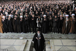 شورای سیاست‌گذاری ائمه جمعه کشور طی اطلاعیه‌ای تاکید کرد: نماز جمعه ۵ اردیبهشت ماه ۱۳۹۹ در مراکز استان ها اقامه نخواهد شد.