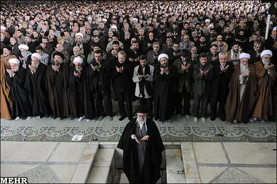 شورای سیاست‌گذاری ائمه جمعه کشور طی اطلاعیه‌ای تاکید کرد: نماز جمعه ۵ اردیبهشت ماه ۱۳۹۹ در مراکز استان ها اقامه نخواهد شد.