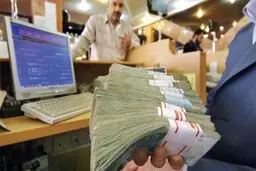 آغاز پرداخت تسهیلات حمایتی کرونا از هفته سوم اردیبهشت/ کارفرمایان متقاضی وام ثبت نام کنند