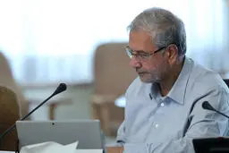 آیا جهانی بدون دست دادن، آغوش کشیدن و هیجان در استادیوم‌ها خواهیم داشت؟ /روایت ربیعی از ماه روزه و روزگار پساکرونا