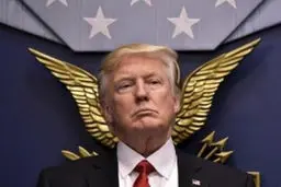 پاسخ ترامپ به سئوالی درباره آمار بالای تلفات کرونا در آمریکا: چین دروغ می‌گوید!