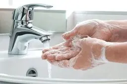 چند توصیه کلیدی برای جلوگیری از خشک شدن پوست بخاطر استفاده از الکل