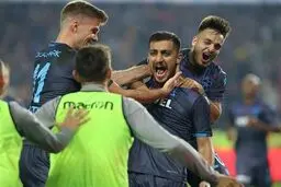 پدیده فصل بعد UCL یک ایرانی است؟