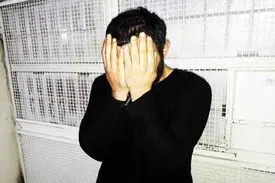 دستگیری پسری که پس از کشتن پدرش او را به آتش کشید