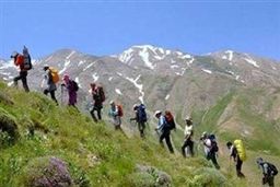 کوهنوردان تا یک هفته صعود نکنند