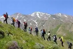 کوهنوردان تا یک هفته صعود نکنند