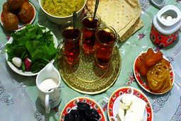 راهکاری برای رفع خشکى دهان و گلوی افراد روزه‌دار