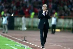 وکیل برانکو: کسر امتیاز و بسته شدن پنجره نقل‌وانقالات در انتظار پرسپولیس است