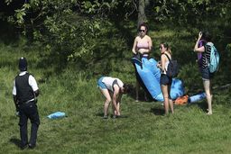 بریتانیا تمام افرادی را که وارد کشور می‌شوند ۲ هفته قرنطینه می‌کند