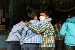 بازگشایی مدارس برای رفع اشکال است نه آموزش/ تخصیص بودجه برای تهیه لوازم ضدعفونی کننده