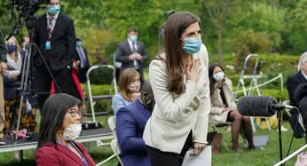 ترامپ به دلیل دعوا با خبرنگاران کنفرانس خبری درباره کرونا را خاتمه داد