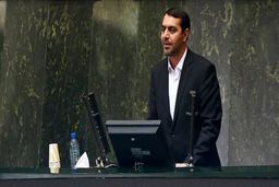 مسئولیت باشگاه‌های استقلال و پرسپولیس به وزارت اقتصاد واگذار شود