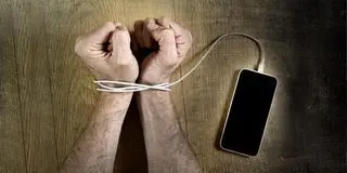 ۴ راهکار برای ترک اعتیاد به شبکه‌های اجتماعی