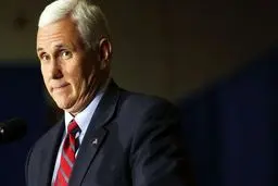 پنس: من هیدروکسی کلروکین مصرف نمی‌کنم