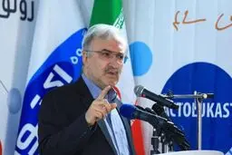 وزیر بهداشت: در تعطیلات عیدفطر، سفر نروید
