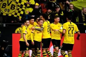 هر فوتبالیستی از کرونا می‌ترسد بازی نکند