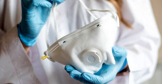 قیمت مصوب ماسک‌های سه لایه و N۹۵ / توقف واردات اقلام حفاظتی مرتبط با کرونا