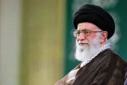 سرداری که مادرش فکر می‌کرد جاروکش و مستخدم سپاه پاسداران است