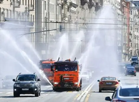 اسپری کردن مواد ضدعفونی‌کننده در فضای شهری مضر است