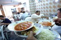 چگونه در رستوران از خطر کرونا در امان بمانیم؟