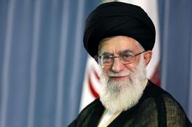 نظر رهبر انقلاب درباره اختلاف با مراجع تقلید در موضوع رویت هلال ماه