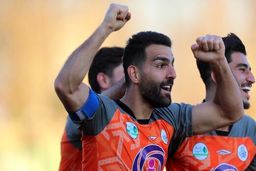 در اینستاگرام سر بازیکن لیگ برتری کلاه گذاشتند!