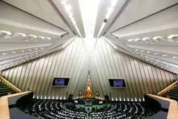 هشدار نمایندگان درباره آینده بورس و اغفال مردم از سوی اخلالگران بازار