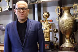 تکذیب کمک هوادار خارج نشین به استقلال