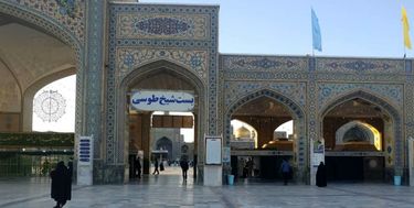 صحن‌های حرم مطهر رضوی بازگشایی شد