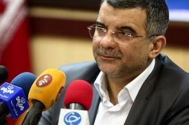 حریرچی: افزایش تست از عوامل افزایش آمار کرونا در خوزستان است / قبلا فقط از افراد بستری تست گرفته می‌شد، اکنون از افراد در تماس با بیماران نیز تست گرفته می‌شود