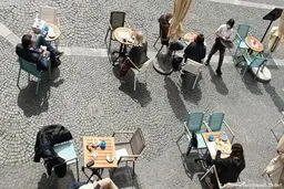 تمدید یک‌ماهه محدودیت‌های ارتباطی در آلمان/ قدردانی مرکل از شهروندان آلمانی