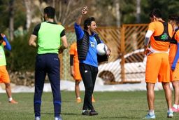 غیبت دیاباته در تمرین استقلال/ آبی‌ها در انتظار نتیجه تست PCR