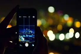 نور آبی در شب، باعث افسردگی است
