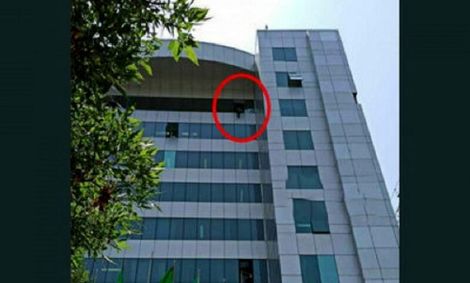 ماجرای اقدام به خودکشی در وزارت کار چه بود؟