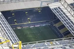 اولین کشوری که به تماشاگران اجازه ورود به ورزشگاه‌ها را می‌دهد!