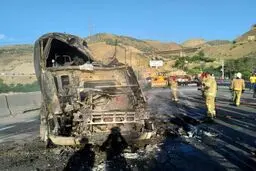 واژگونی تانکر حامل سوخت حادثه آفرید + عکس