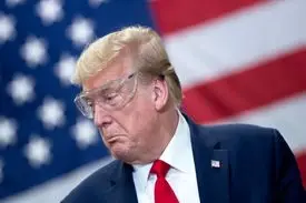 واکنش ترامپ به اعتراضات شب گذشته مقابل کاخ سفید/ با وحشی‌ترین سگ‌ها با معترضان برخورد شد