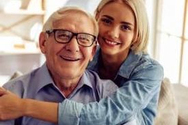 آسیب های پنهان در پس ازدواج زنان جوان با مردان مسن